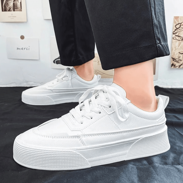 BASKETS BLANCHES HOMME EN CUIR