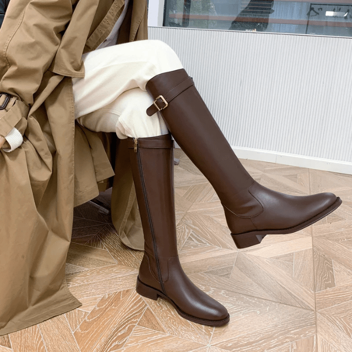 BOTTES HAUTES FEMME À PETIT TALON