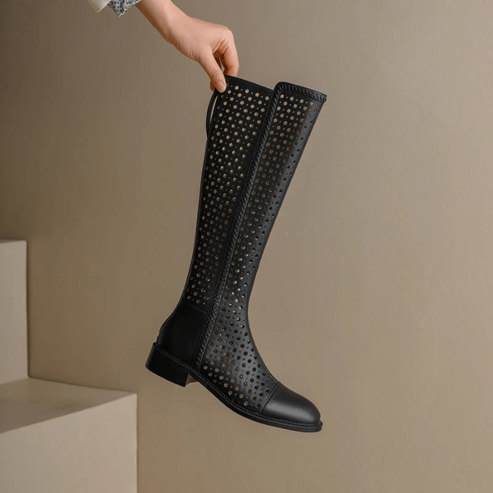 BOTTES HAUTES FEMME RESPIRANTES EN CUIR NOIR / 33