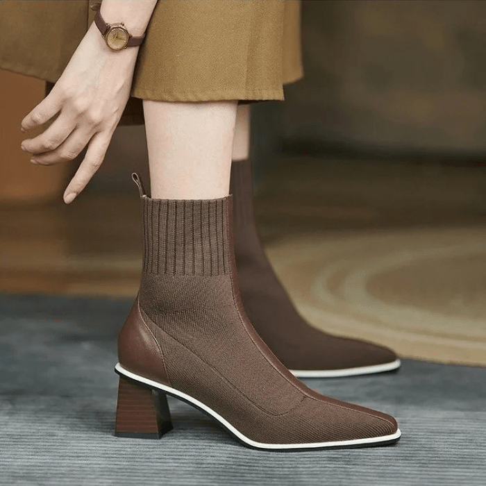 BOTTINES CHAUSSETTES À BOUT CARRÉ MARRON / 35