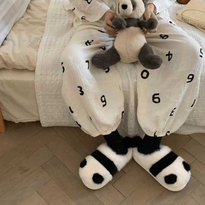 CHAUSSONS CHAUDS RIGOLOS PANDA