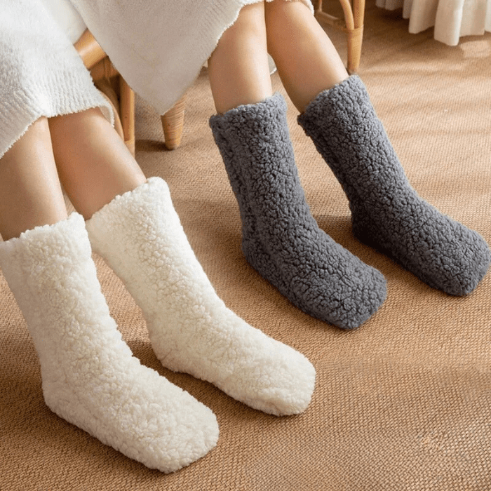 CHAUSSONS CHAUSSETTES FEMME EN PELUCHE