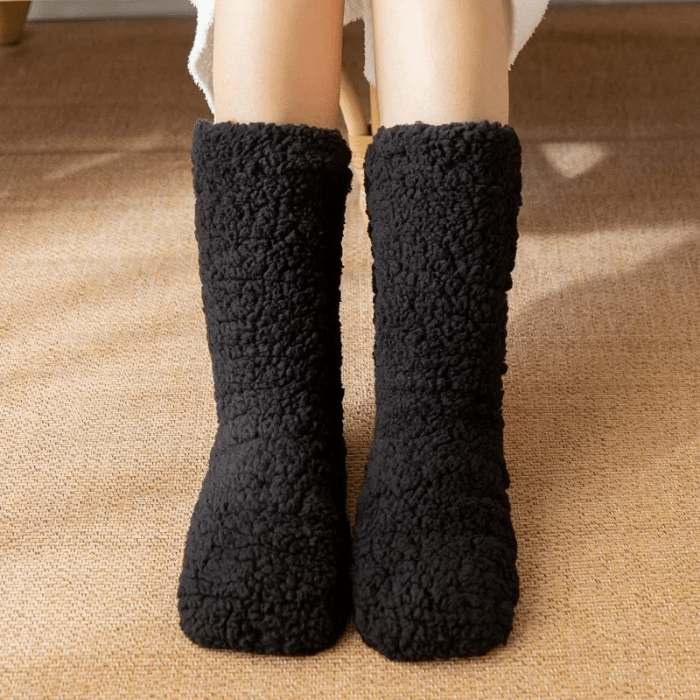 CHAUSSONS CHAUSSETTES FEMME EN PELUCHE NOIR / Unique