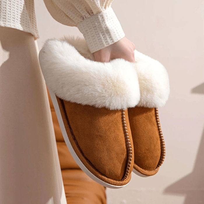 CHAUSSONS MULES EN COTON AVEC FOURRURE