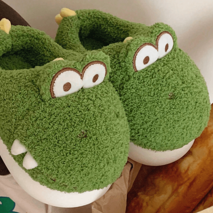 CHAUSSONS RIGOLOS FEMME DINOSAURES MIGNONS