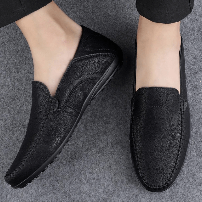 MOCASSINS EN CUIR HOMME