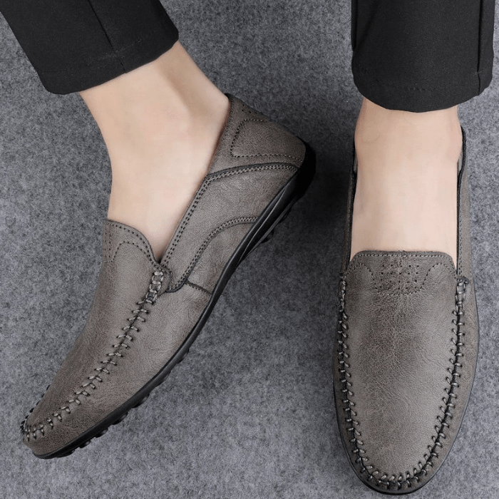 MOCASSINS EN CUIR HOMME