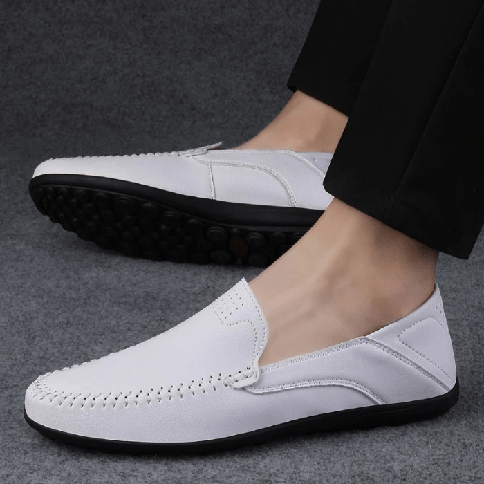 MOCASSINS EN CUIR HOMME