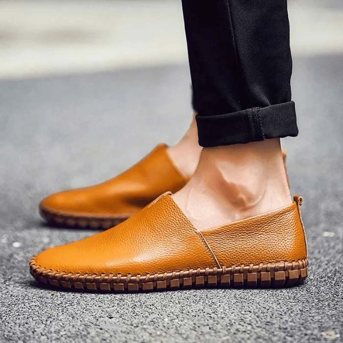 MOCASSINS EN CUIR HOMME